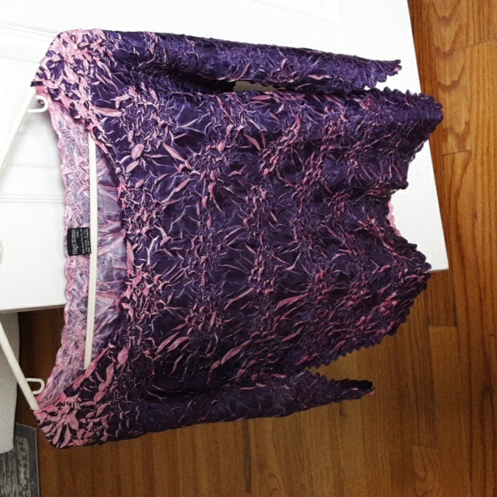 Magic Scarf Wrinkle Free Expandable Purple Top w Pink Undertones sz X L to 2x.
